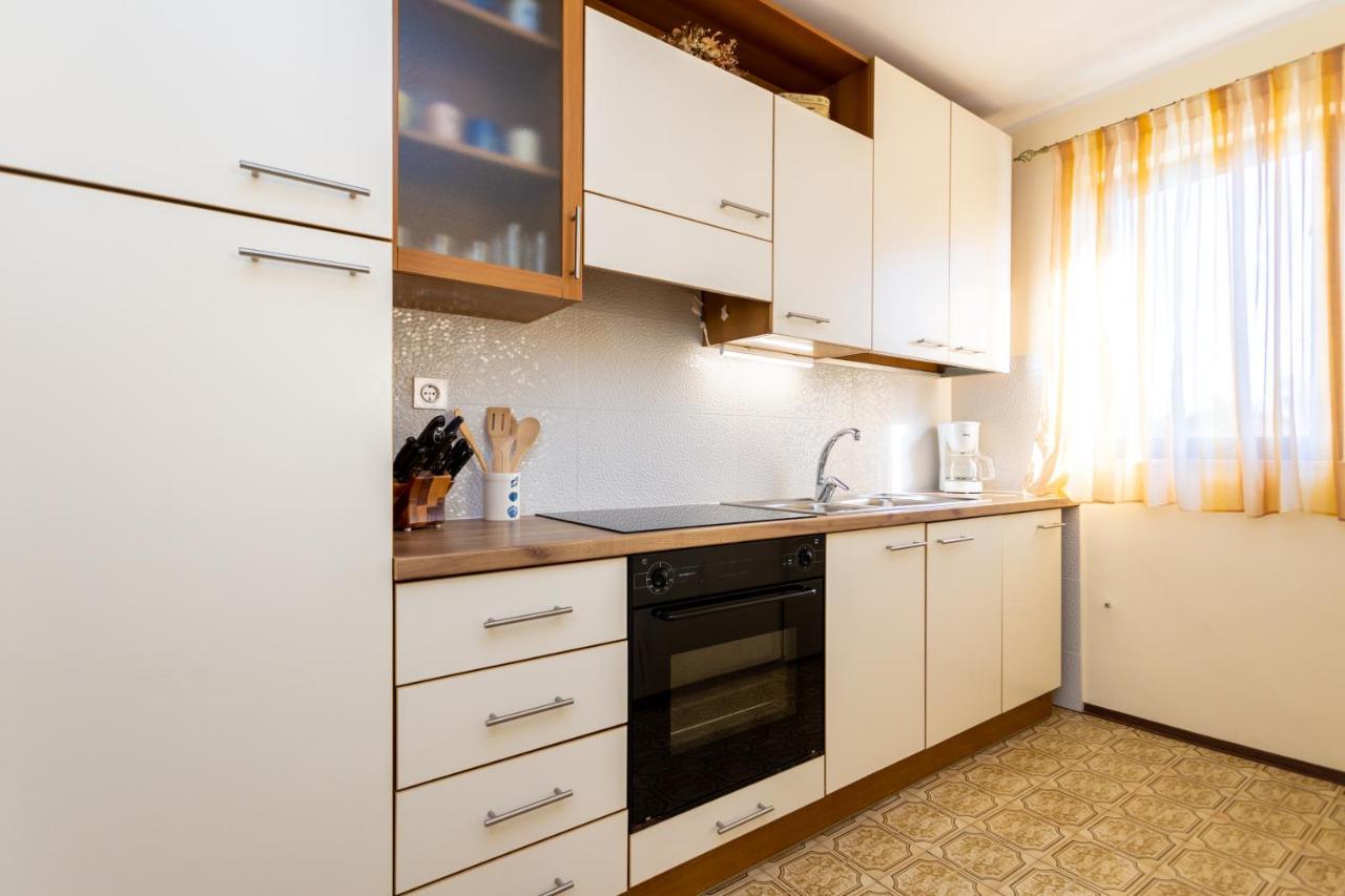 Apartman Doris Milohnici Εξωτερικό φωτογραφία