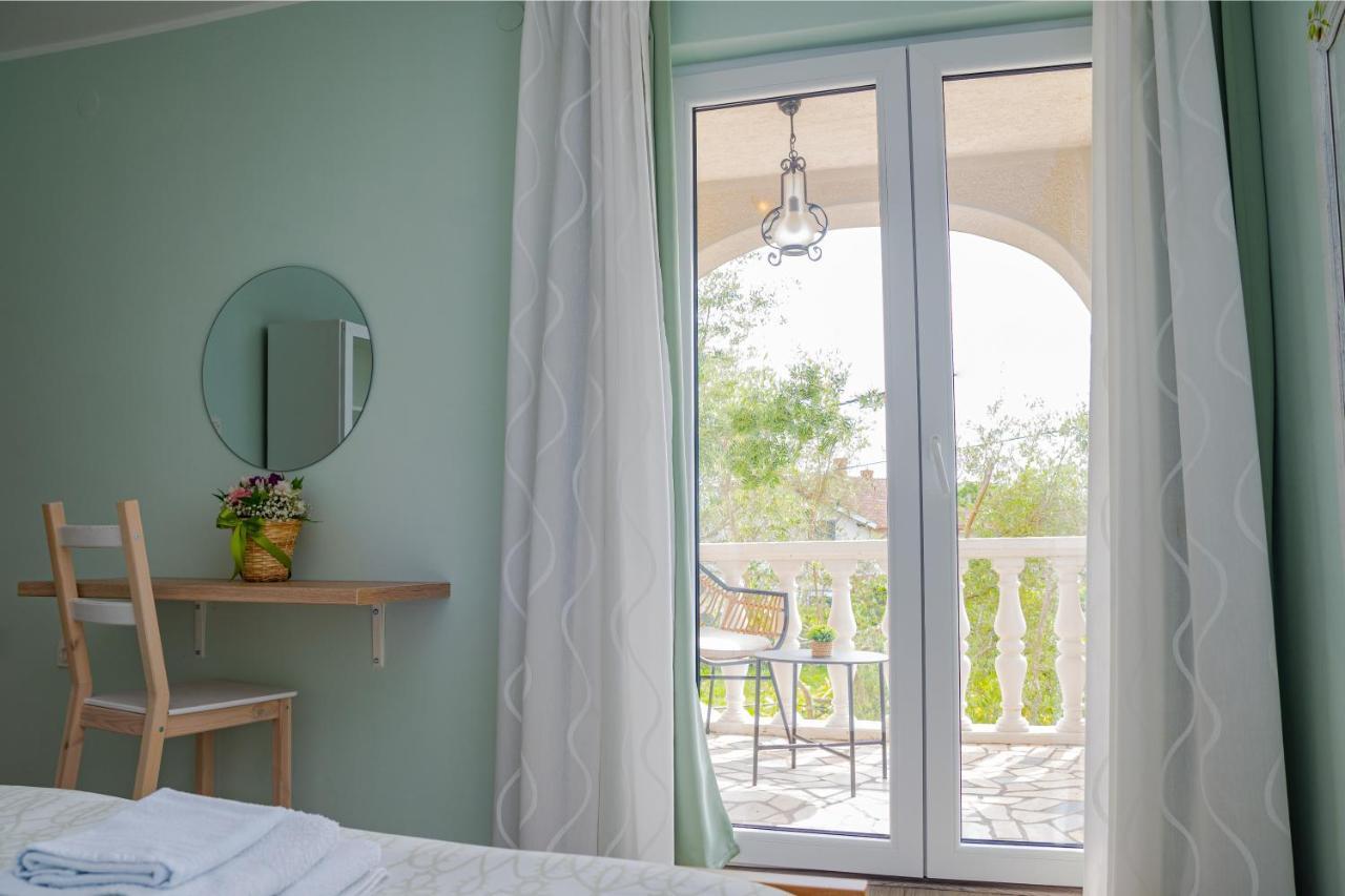Apartman Doris Milohnici Εξωτερικό φωτογραφία