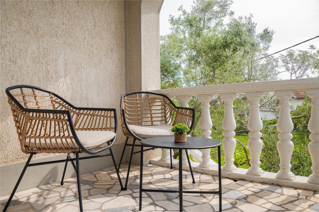 Apartman Doris Milohnici Εξωτερικό φωτογραφία